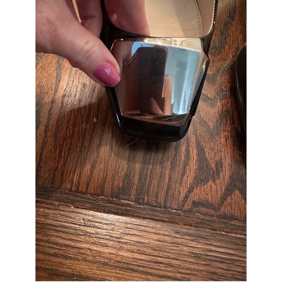 Prada Patent Leather Heels - Picture 3 of 9